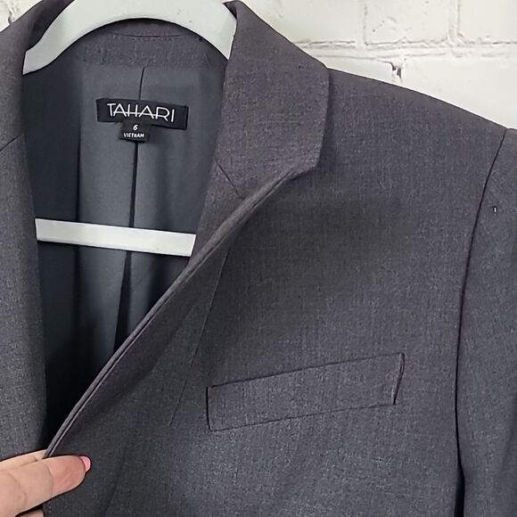 NEW TAHARI Ruched Single-Breasted Blazer Notch Collar 2-Button Gray Suit Jacket - Picture 4 of 9